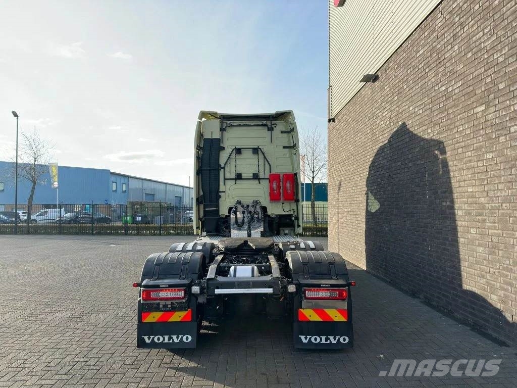 Volvo FH 16.750 6X4 XXL CABINE TREKKER/SZM/TRACTOR Prime Movers