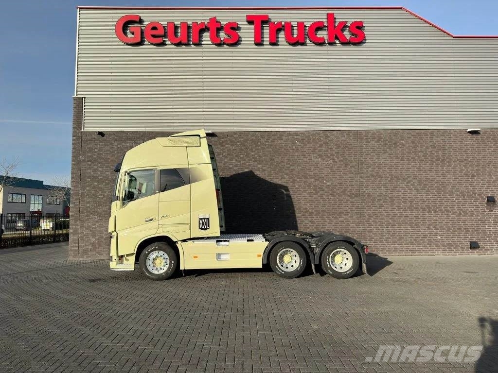 Volvo FH 16.750 6X4 XXL CABINE TREKKER/SZM/TRACTOR Prime Movers