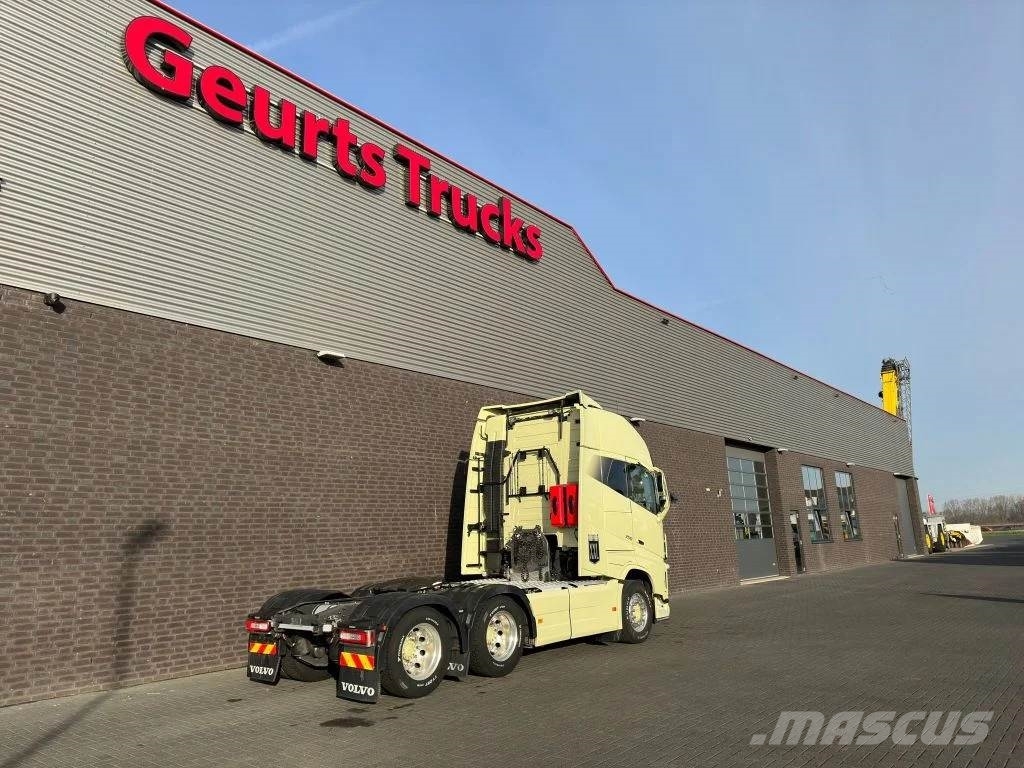 Volvo FH 16.750 6X4 XXL CABINE TREKKER/SZM/TRACTOR Prime Movers