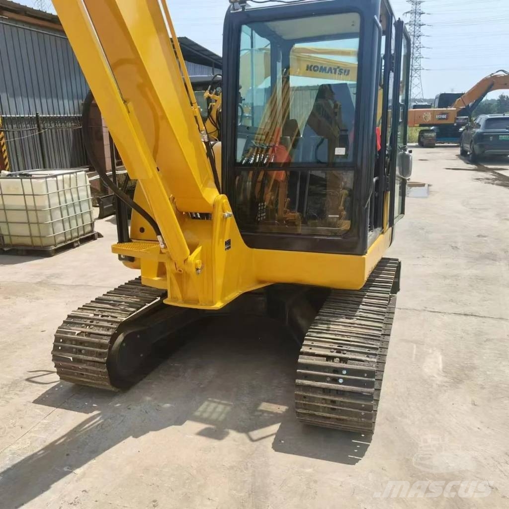 Komatsu PC 56 Miniescavatori
