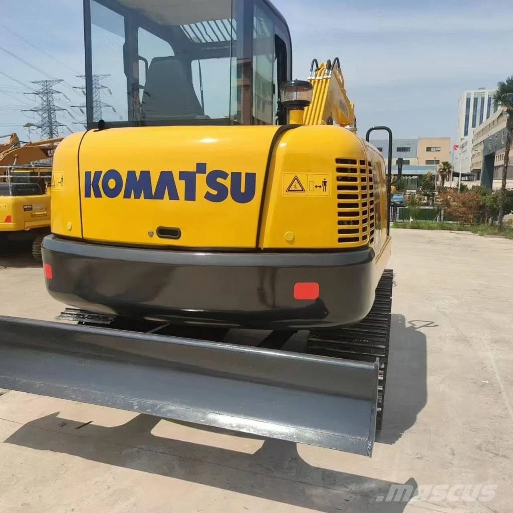 Komatsu PC 56 Miniescavatori