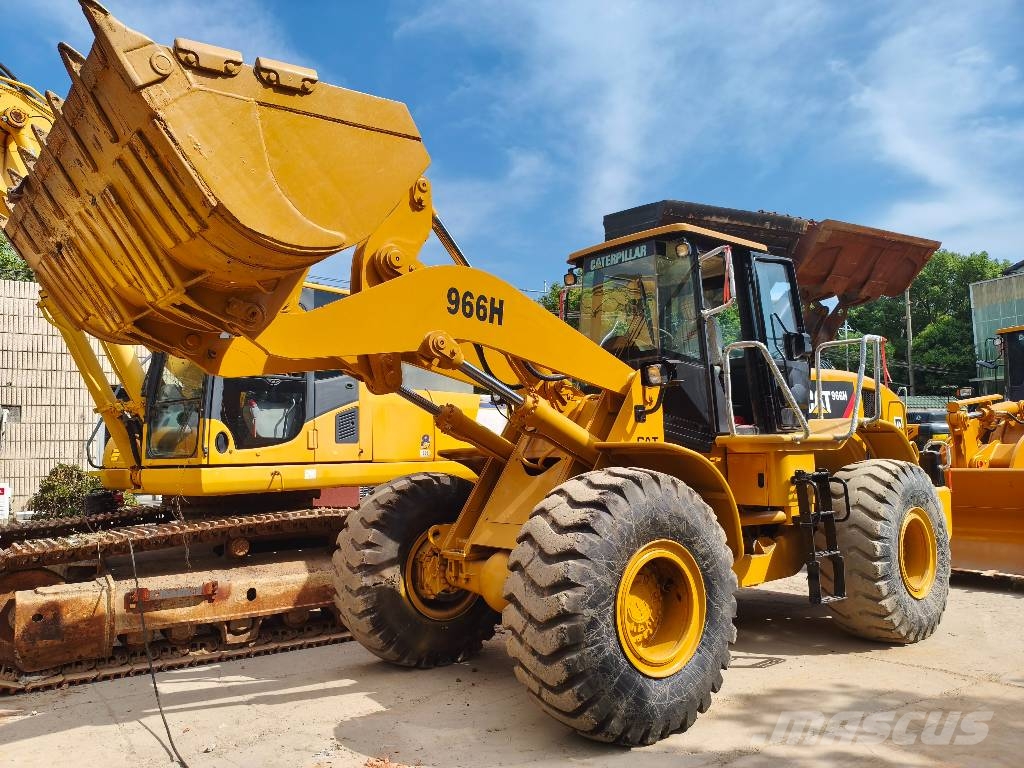 CAT 966 H Rataslaadurid