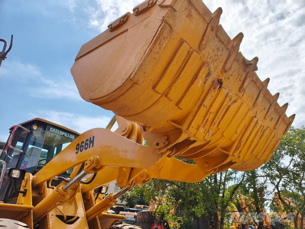 CAT 966 H Rataslaadurid