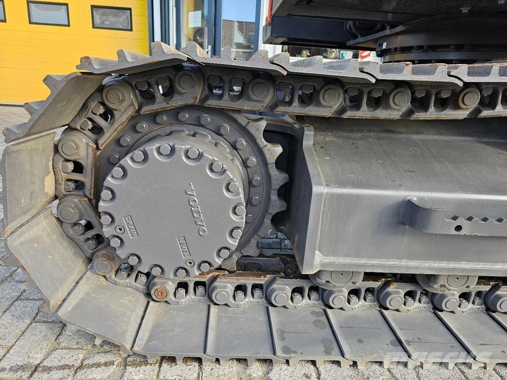 Volvo EC210 EB Rupsgraafmachines