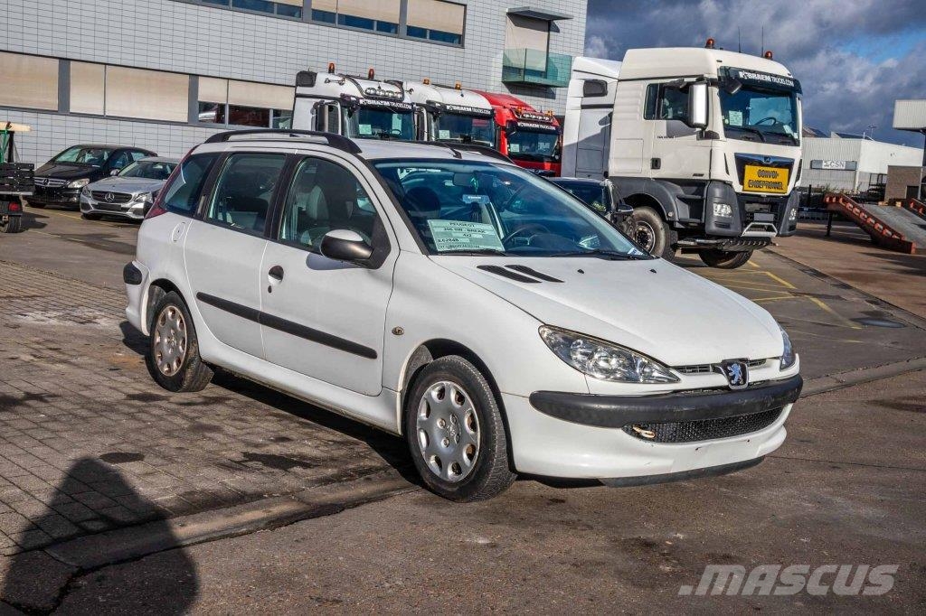 Peugeot 206 SW Carros