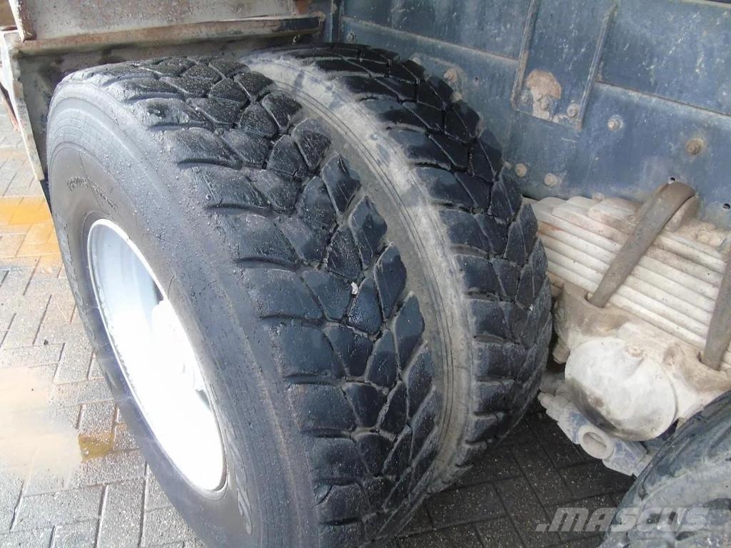Renault Kerax 420 DCI + MANUAL + SPRING + 6X4 + PERFECT شاحنات قلابة
