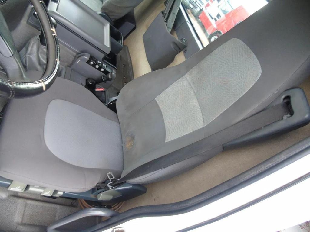 Renault Kerax 420 DCI + MANUAL + SPRING + 6X4 + PERFECT شاحنات قلابة