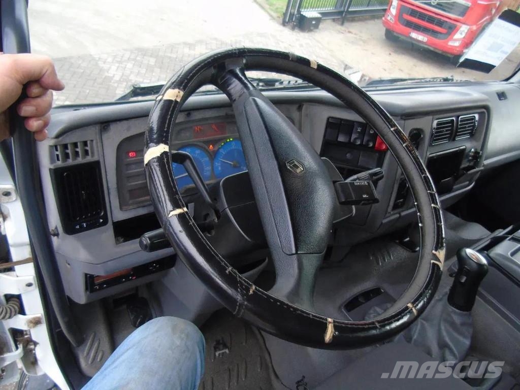 Renault Kerax 420 DCI + MANUAL + SPRING + 6X4 + PERFECT شاحنات قلابة