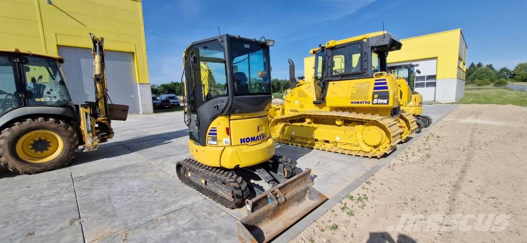 Komatsu PC 24 MR-5 حفارات صغيرة أقل من 7 طن (حفارات صغيرة)