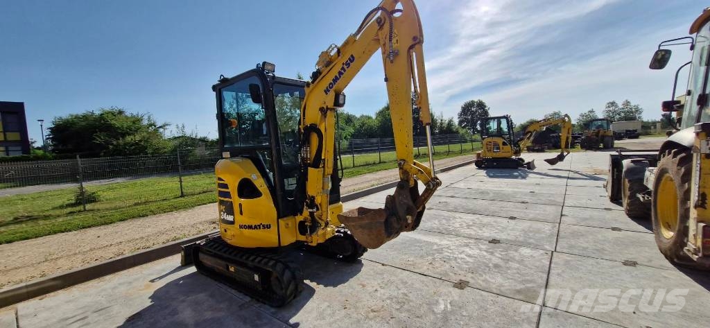 Komatsu PC 24 MR-5 حفارات صغيرة أقل من 7 طن (حفارات صغيرة)