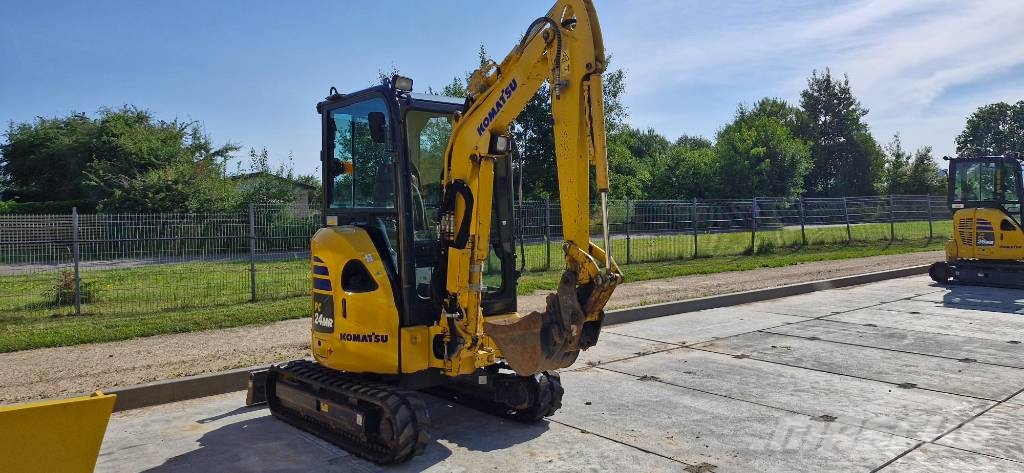 Komatsu PC 24 MR-5 حفارات صغيرة أقل من 7 طن (حفارات صغيرة)