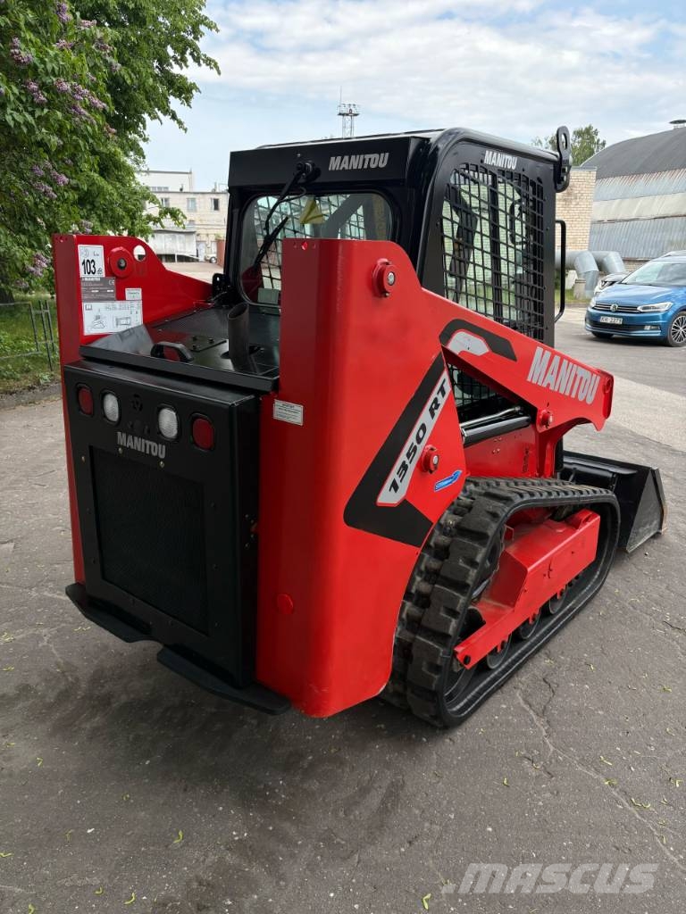 Manitou 1350 RT لوادر زحافة