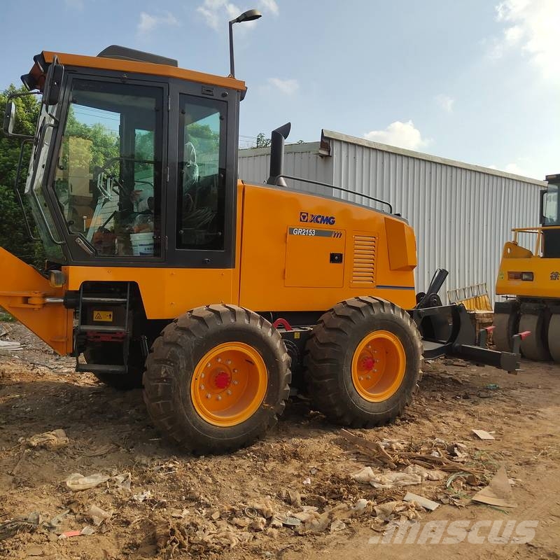 XCMG 2153 معدات تمهيد الطرق