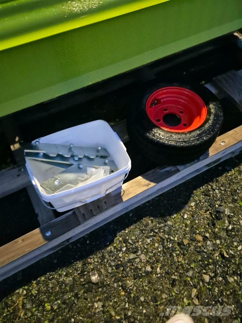 CLAAS Jaguar 1080 農業機械 -　その他