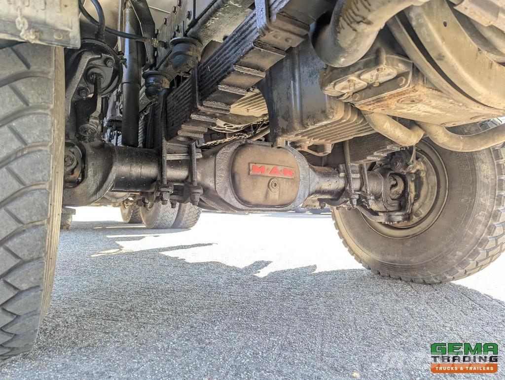  OAF 32.281 6x6  - WSK - Palfinger PK30000T - Hub r Vehículos de reciclaje