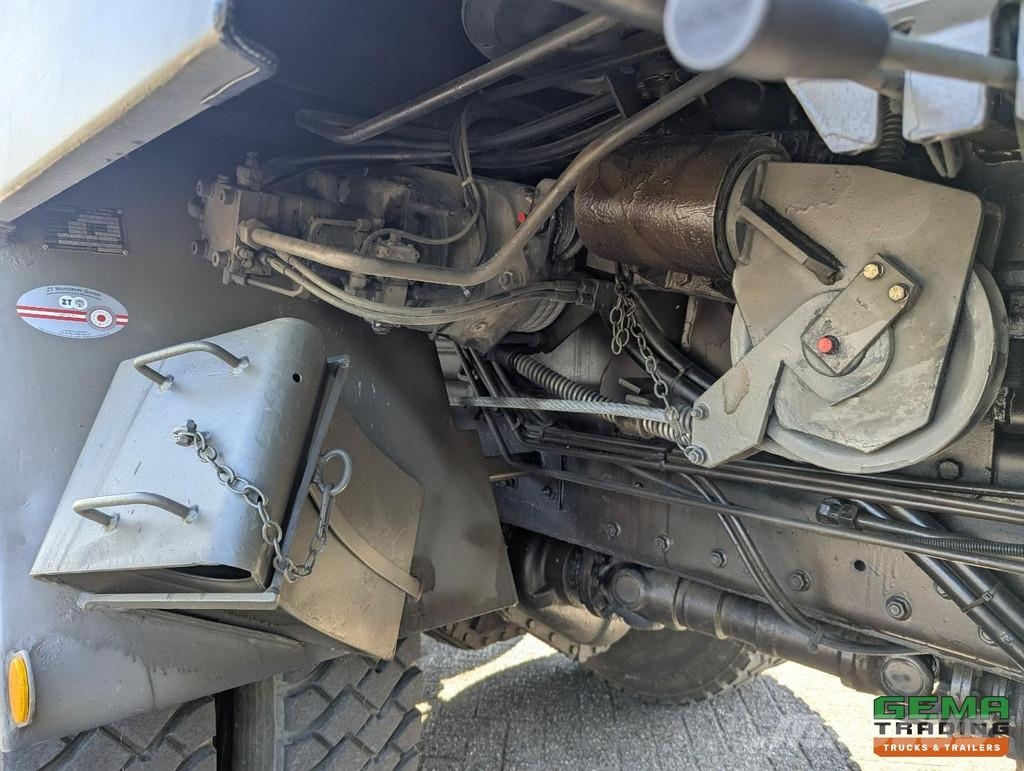  OAF 32.281 6x6  - WSK - Palfinger PK30000T - Hub r Vehículos de reciclaje