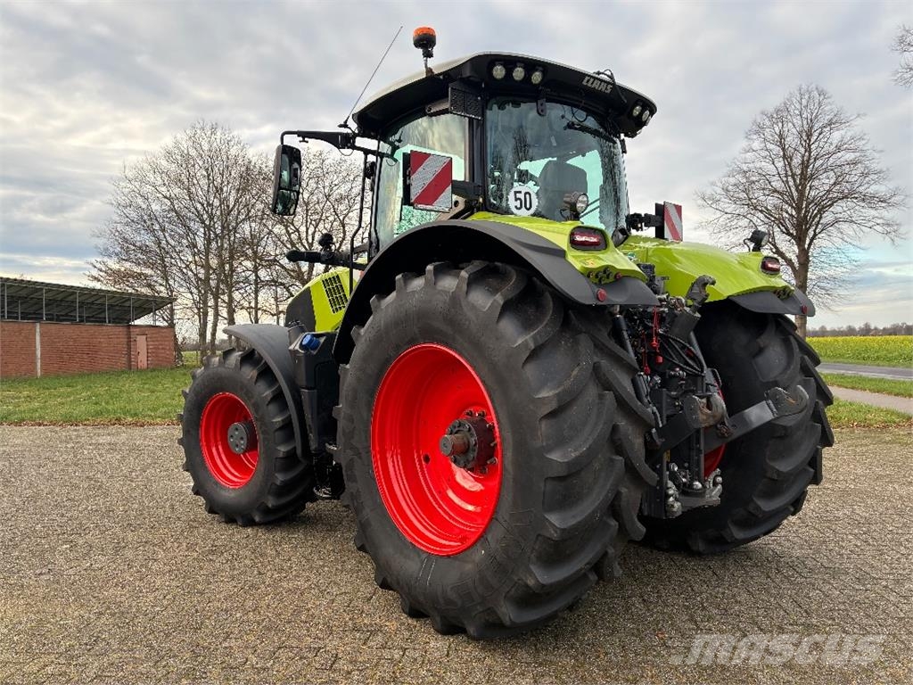 CLAAS Axion 830 Cmatic 트랙터