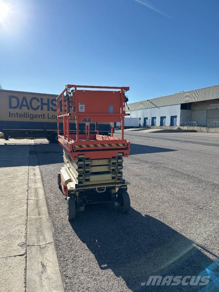 JLG ES 2646 Makazaste platforme
