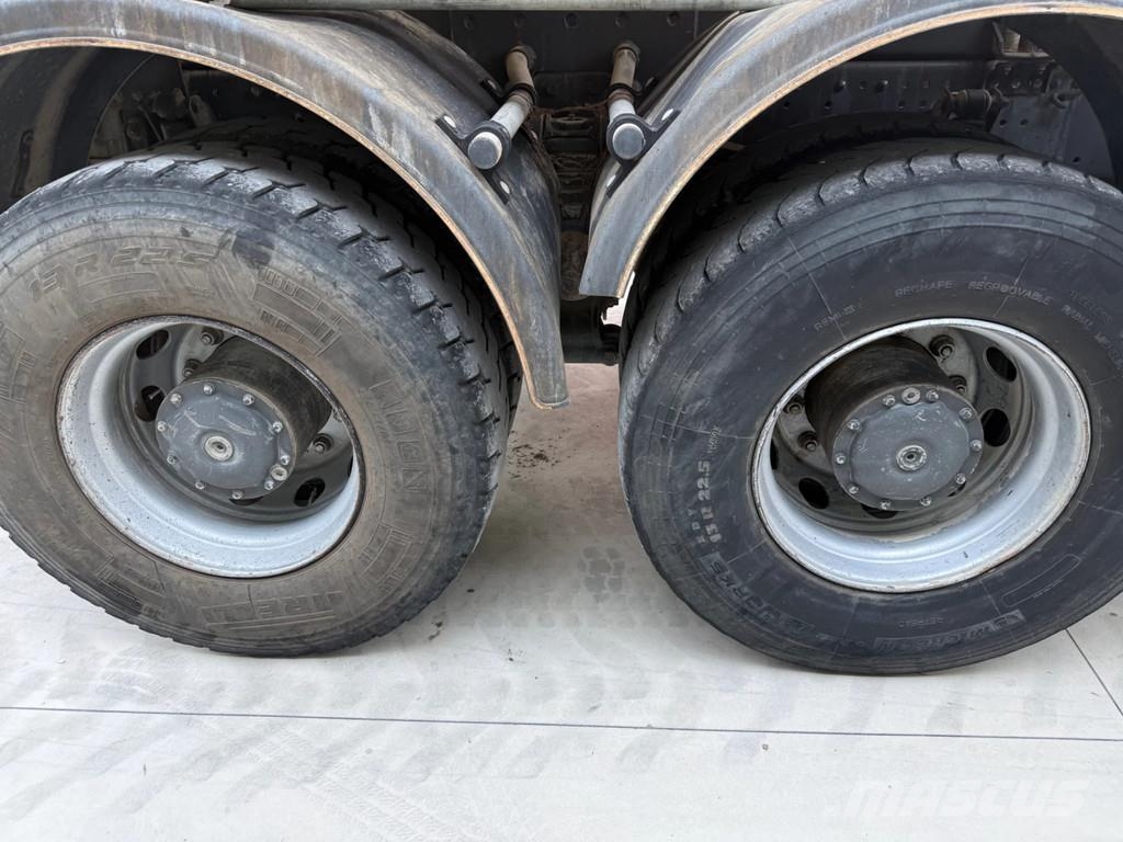 Mercedes-Benz Actros 4151 Actros 4151K V8 8x4 Euro5 40Ton Savivarčių priekabų vilkikai