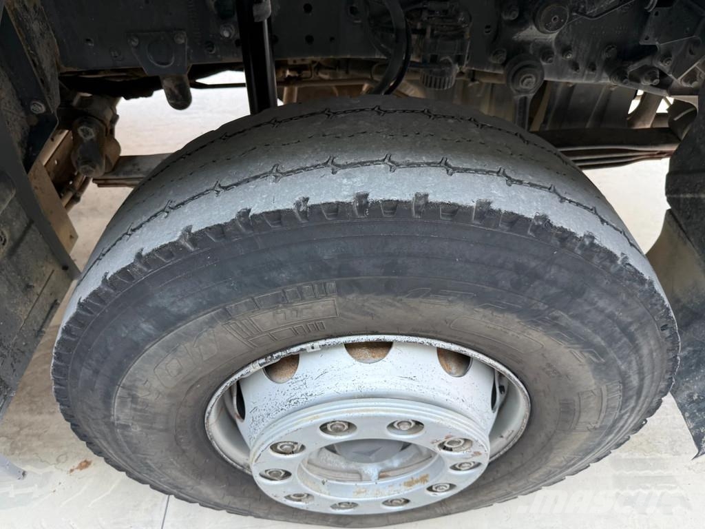 Mercedes-Benz Actros 4151 Actros 4151K V8 8x4 Euro5 40Ton Savivarčių priekabų vilkikai