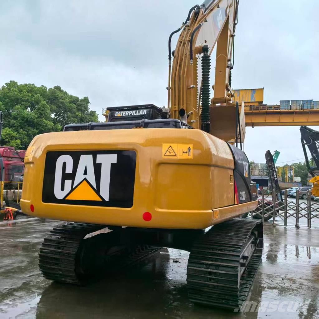 CAT 320D2 대형 굴삭기 29톤 이상