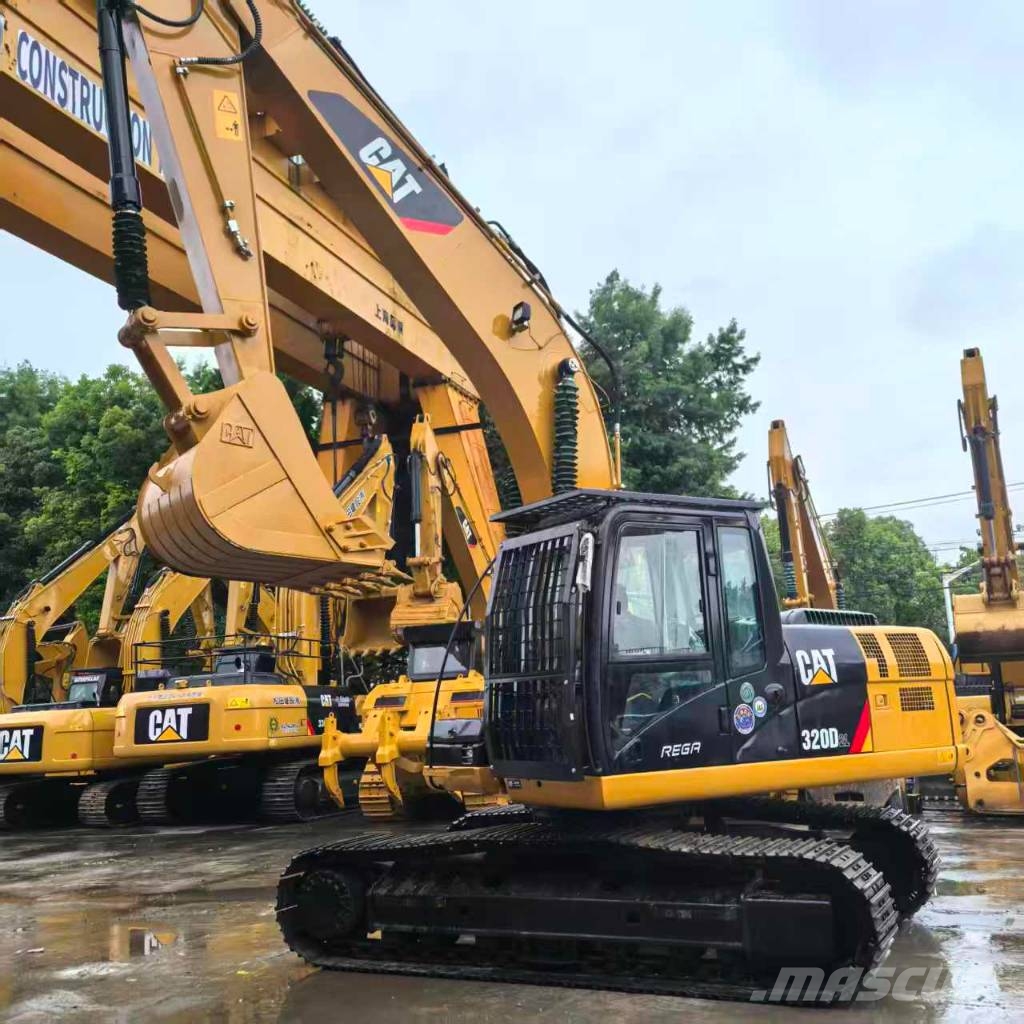 CAT 320D2 대형 굴삭기 29톤 이상