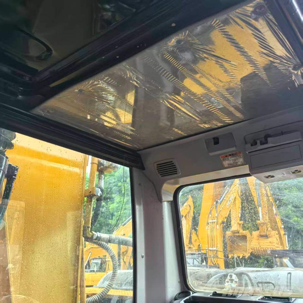 CAT 320D2 대형 굴삭기 29톤 이상