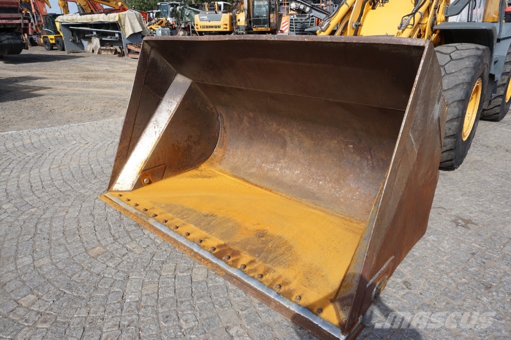 Liebherr L 542 Wielladers