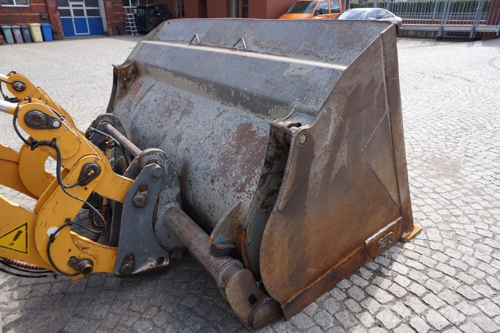 Liebherr L 542 Wielladers