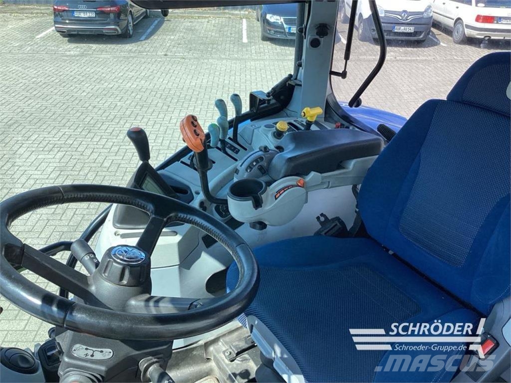 New Holland T6.180 الجرارات