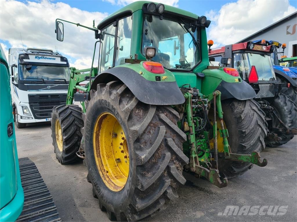 John Deere 6920S ETUKUORMAAJALLA Traktorer
