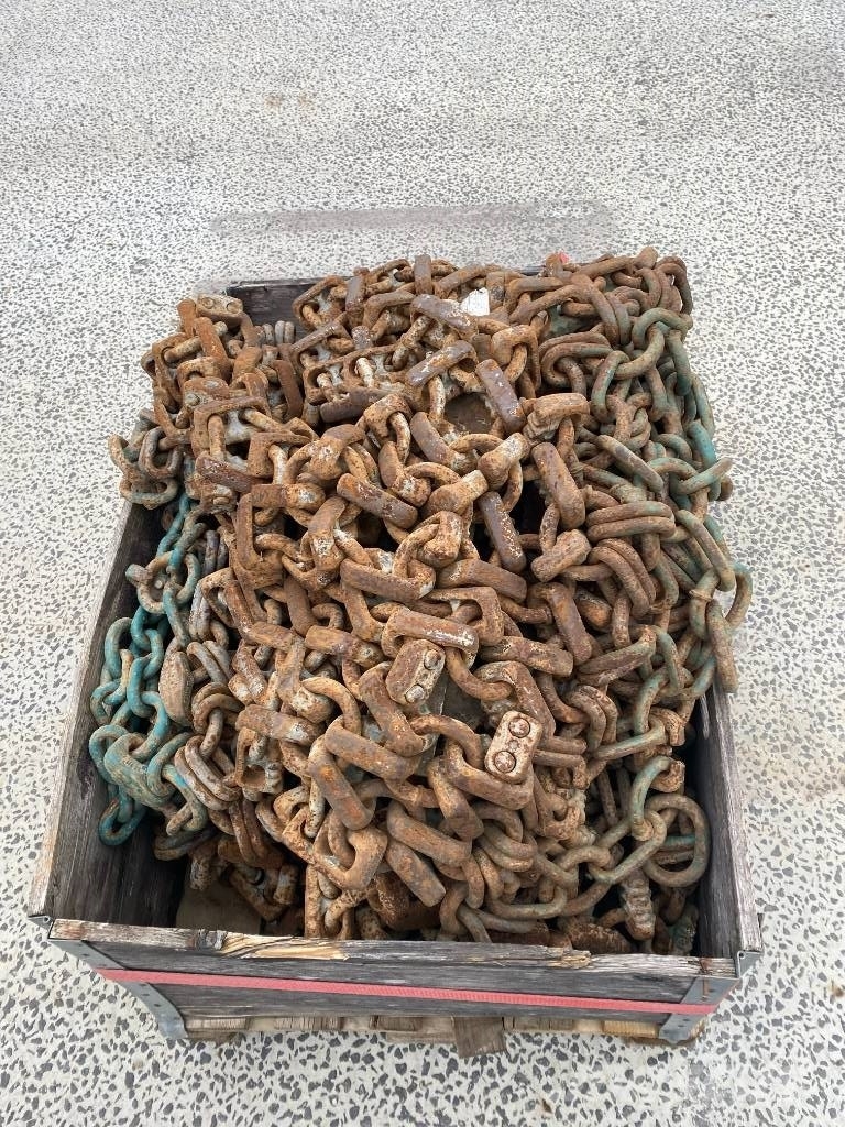 Protection Chains 988 Other components