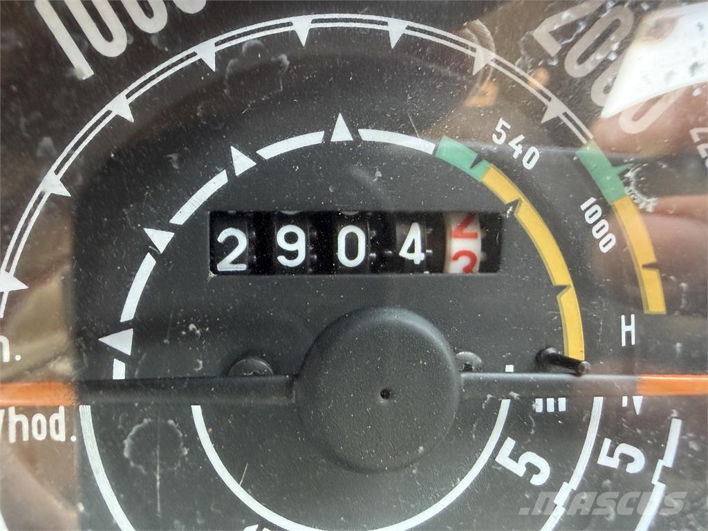 Zetor 16145 VIN 885 الجرارات