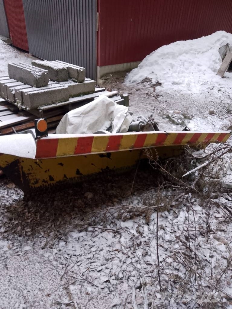 Vila Heittävä alueaura 3m Sniega naži un tīrītāji