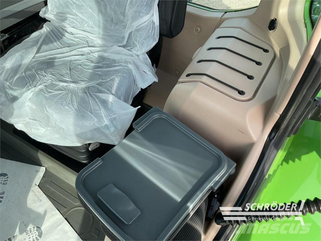 Fendt 724 VARIO S4 PROFI PLUS Трактори