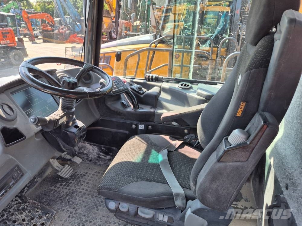 Bell B 40 E Artikulētie pašizgāzēji