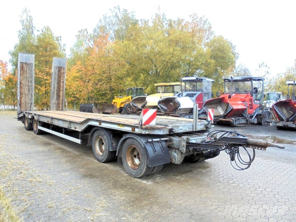 Humbaur HTD 40 verzinkt Luftfederung لوادر منخفضة