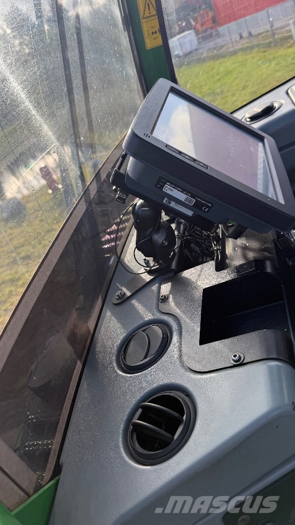 John Deere 1270 G حصادات