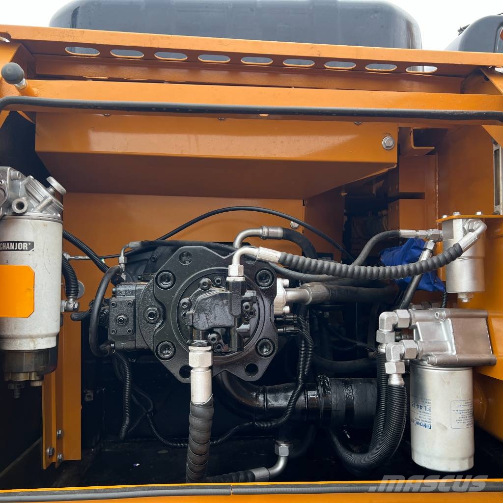 Sany SY 235 C Escavatori cingolati
