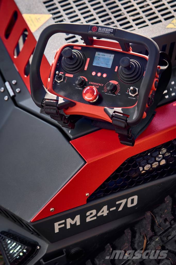 Blue Bird FM 24-70 Hybrid, Släntklippare معدات العناية بالأرض - غير ذلك
