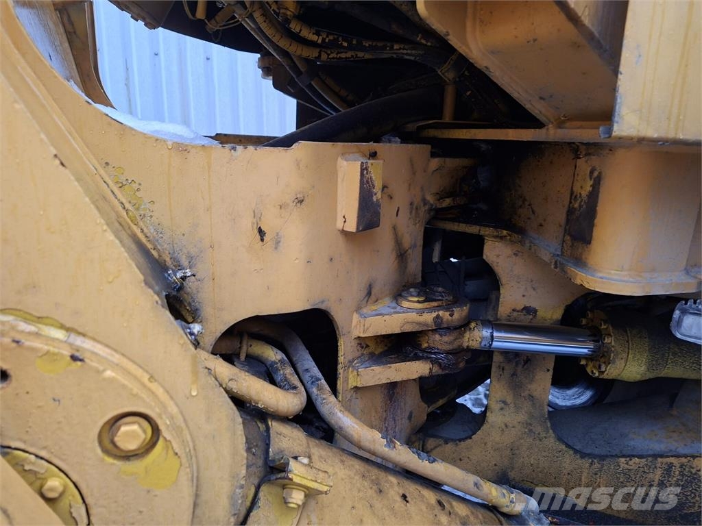 Volvo L90B Kolesni nakladalci