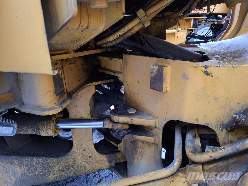Volvo L90B Kolesni nakladalci