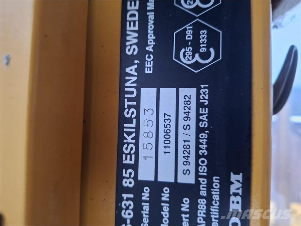 Volvo L90B Kolesni nakladalci