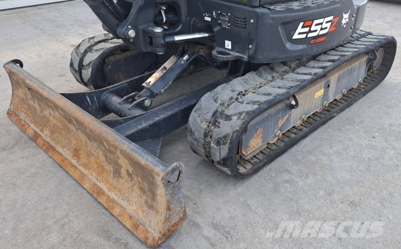 Bobcat E 55 z Minibagger < 7t