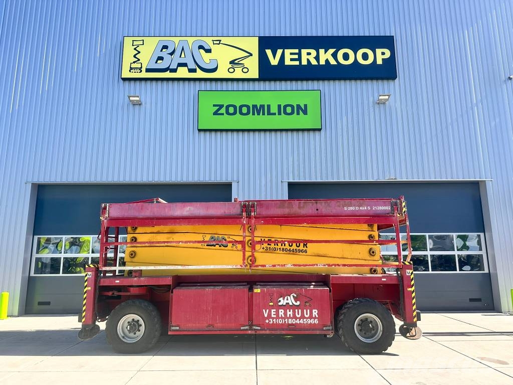 JLG Liftlux SL260-25D 4WD Škarjaste dvižne ploščadi