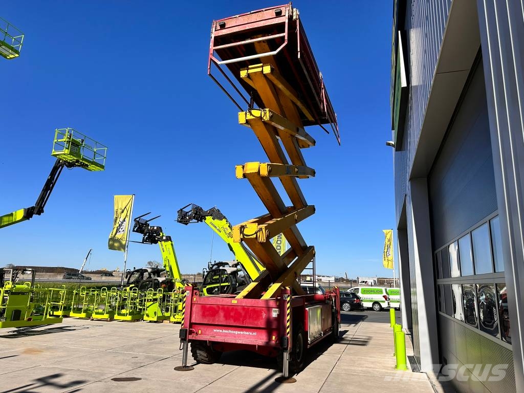 JLG Liftlux SL260-25D 4WD Škarjaste dvižne ploščadi