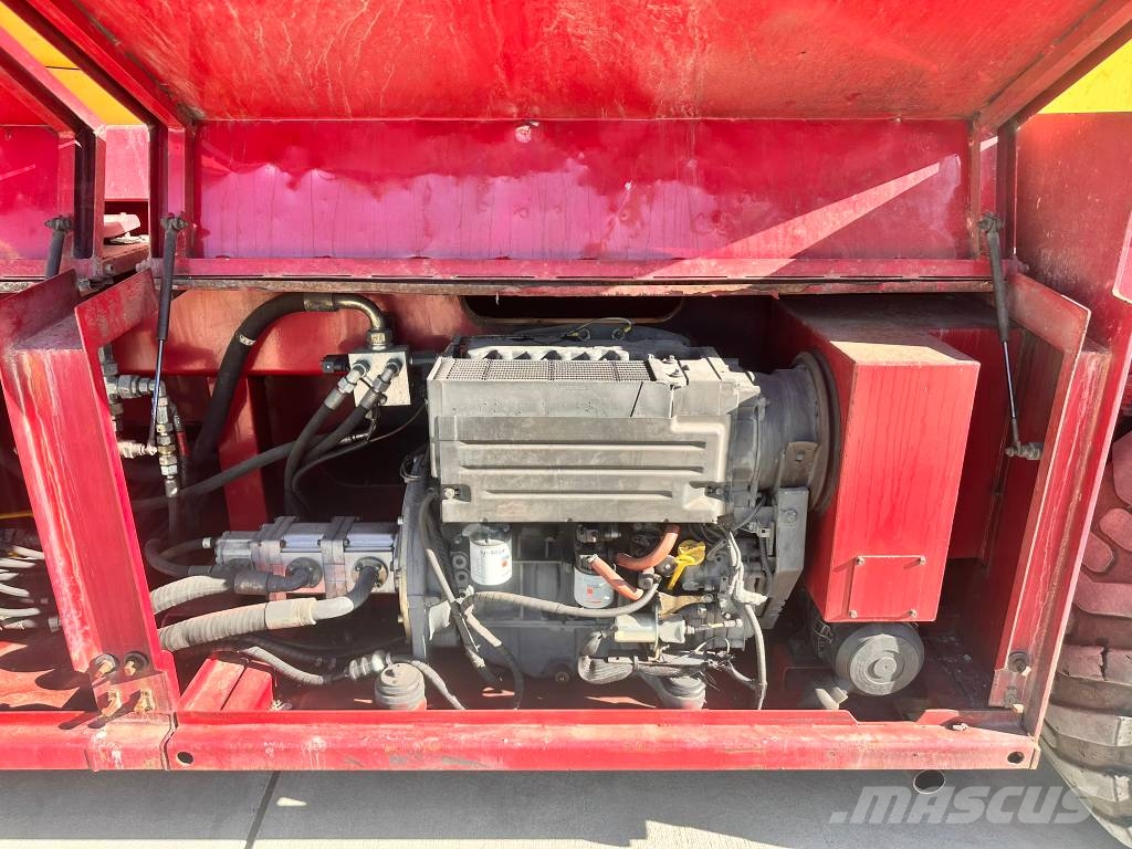 JLG Liftlux SL260-25D 4WD Škarjaste dvižne ploščadi