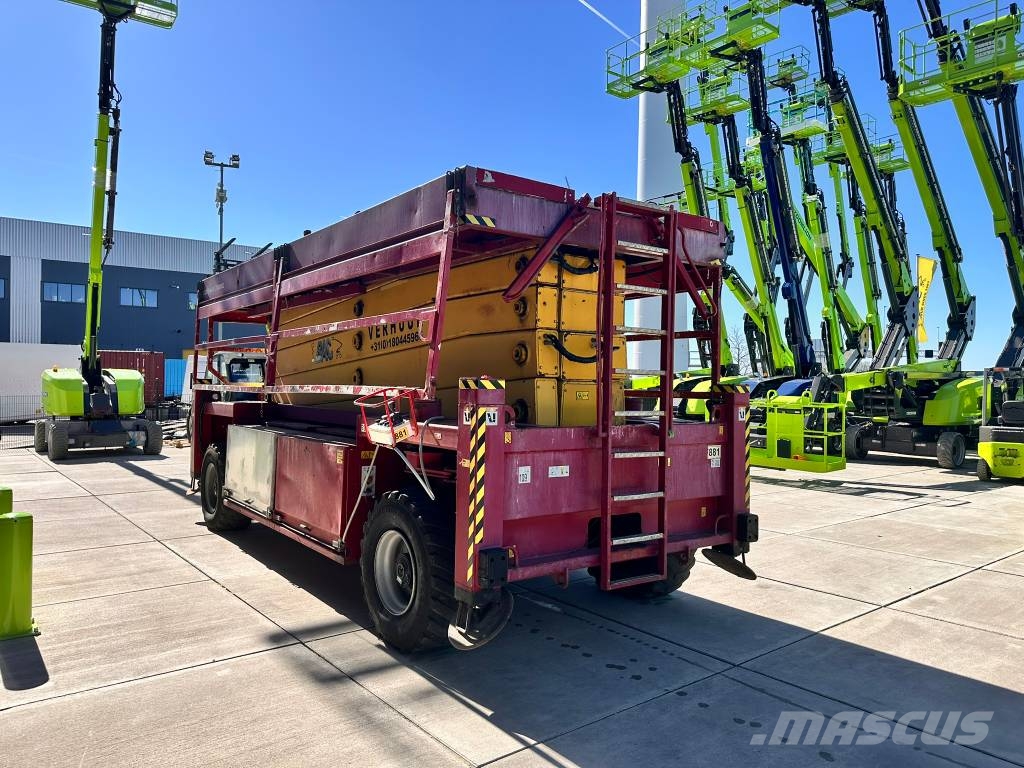 JLG Liftlux SL260-25D 4WD Škarjaste dvižne ploščadi