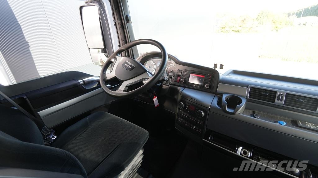 MAN TGX 26.440 6X2 tractor unit Naudoti vilkikai