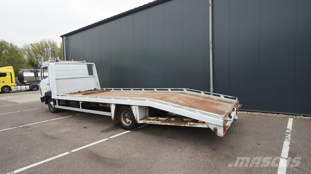 Mercedes-Benz 814 machine transporter truck Camiones portacoches